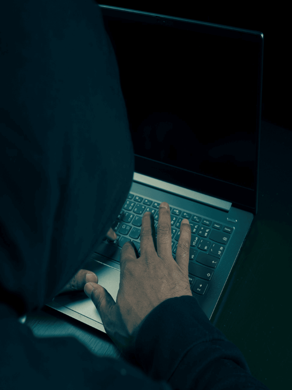 Detecting Current-Account Mule Fraud Early. Card