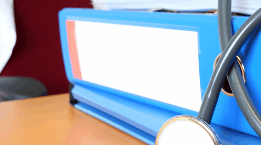 Making Clinical Summaries Reliable for Claims Underwriting Card_1